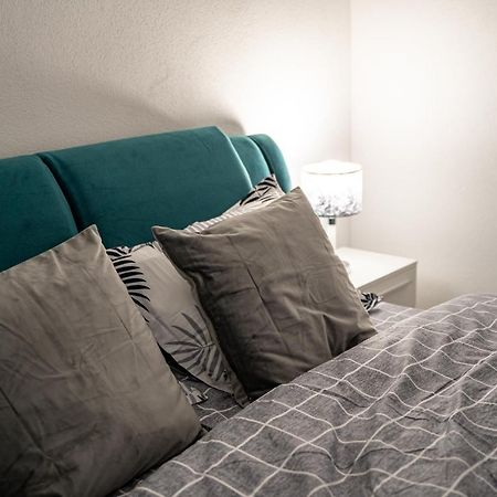 Cozy Apartment In Dumbravita Dumbravita  Экстерьер фото