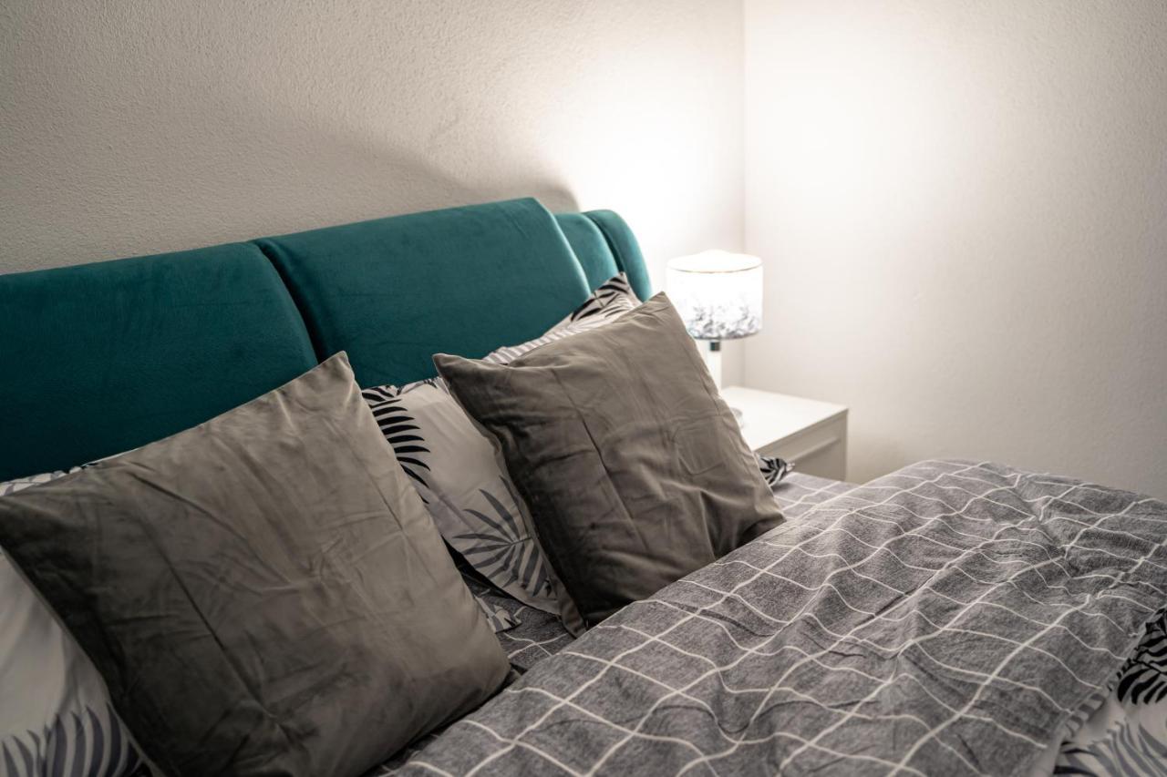Cozy Apartment In Dumbravita Dumbravita  Экстерьер фото