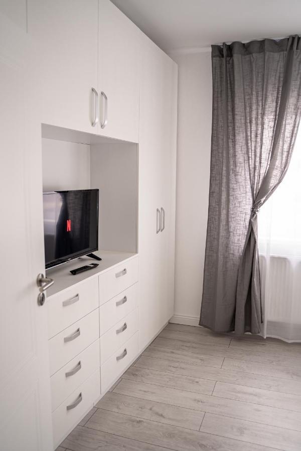 Cozy Apartment In Dumbravita Dumbravita  Экстерьер фото
